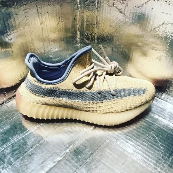 A pair flipped through Ocean Supply